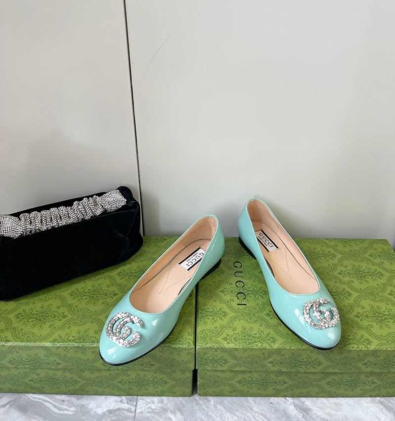 Gucci Flat Shoes